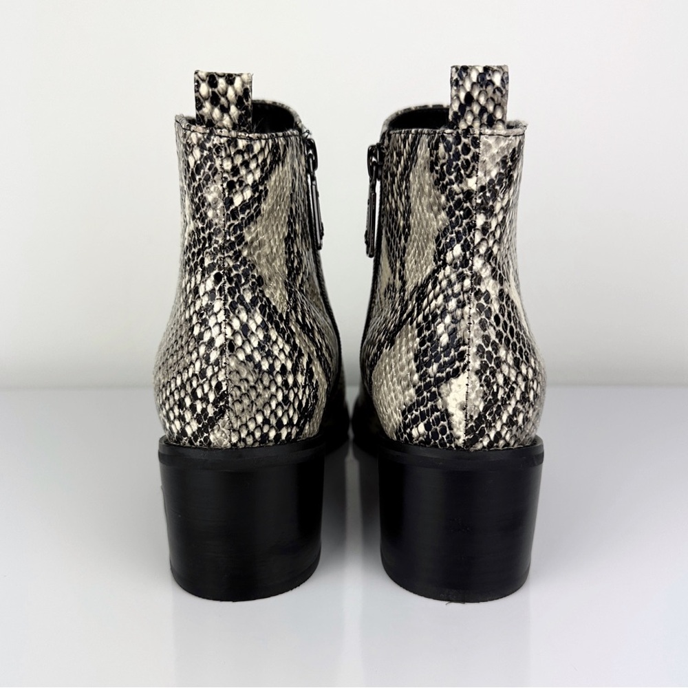 Blondo Women's Elvina Snake Print Leather Ankle Boots Gray Size 8.5 - Picture 8 of 11